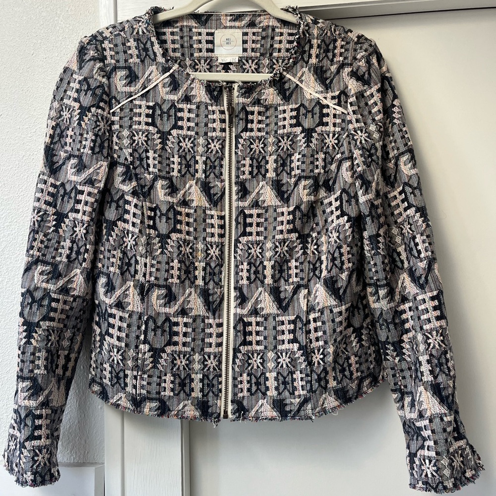 Elegant Women's Textured Blazer